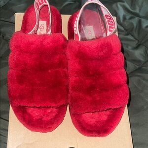 UGG fluff yeah slide